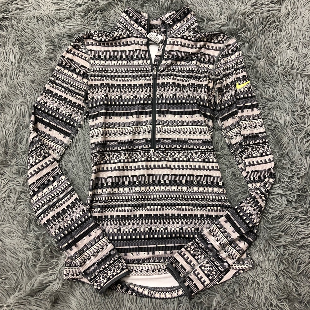 Bundle for posher! Nike top and romper!!!